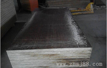 河北鼎盛集團(tuán)訂購(gòu)的1220*2440*50(mm)竹膠板