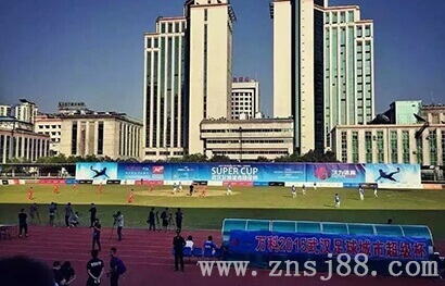 竹膠板用于城市主場(chǎng)