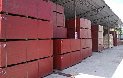 竹膠板成品存放區-中南神箭 竹膠板成品存放區-中南神箭