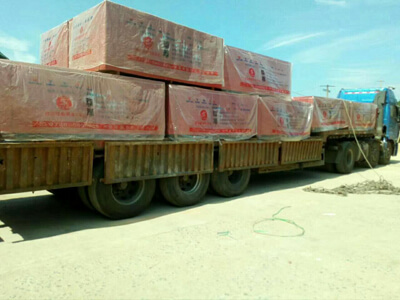 橋梁竹膠板正發往湖南株州