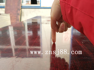 中南神箭建筑木模板光滑如鏡 中南神箭建筑木模板光滑如鏡