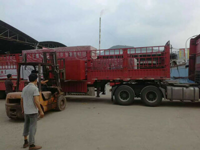 河北保定 彭總 訂購的1220*2440*10(mm)竹膠板已發貨,請注意查收