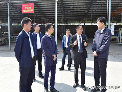 參觀中南神箭竹膠板廠 參觀中南神箭竹膠板廠