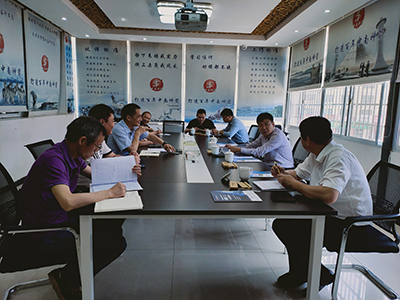 縣委常委、常務副縣長羅燦一行蒞臨中南神箭指導工作