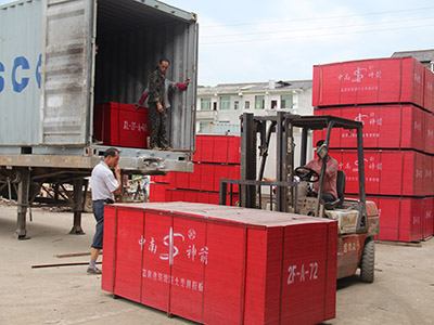 竹膠板的選擇:廣東東莞劉總再次青睞中南神箭!