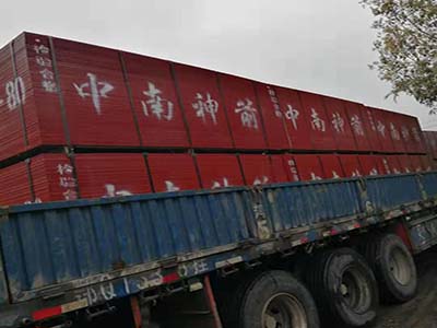 高層建筑竹膠板尺寸規格是多少的？